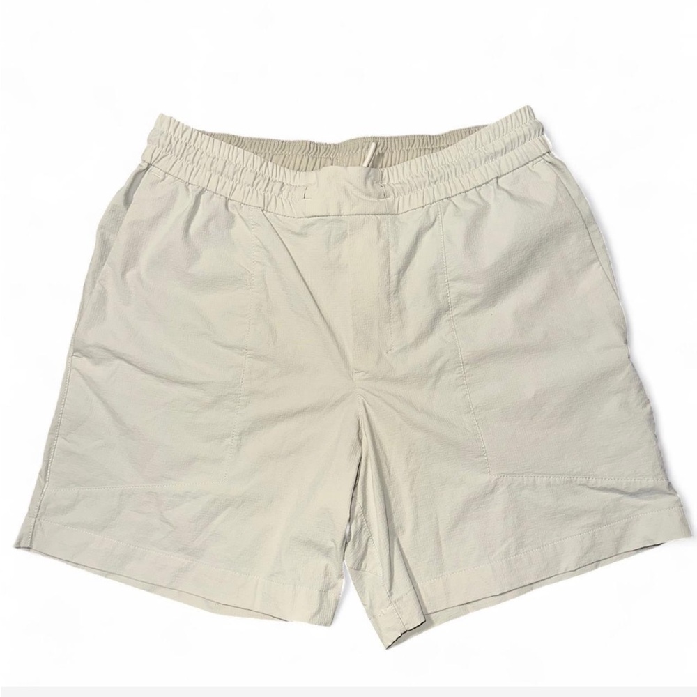 Lululemon Bowline Shorts Cream